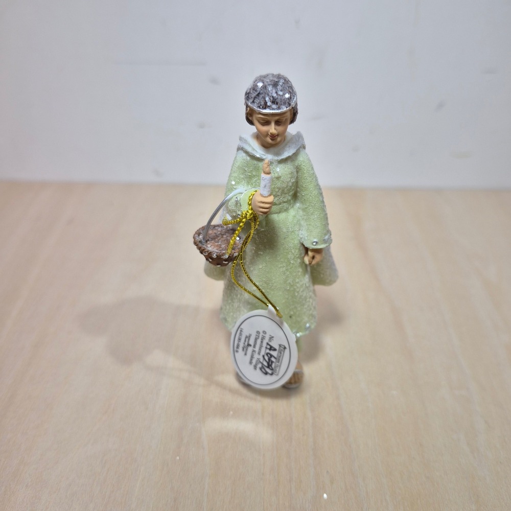 Thomas Kinkade‎ Hawthorne Village Nativity Figurine Boy with Candle A6593 Green